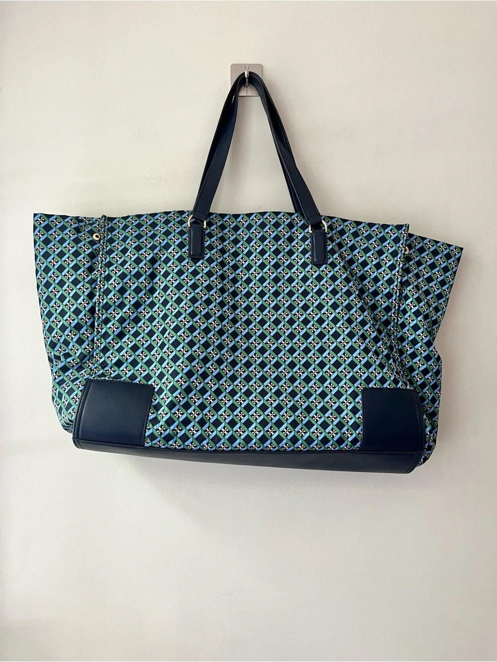 Tory Burch tory burch